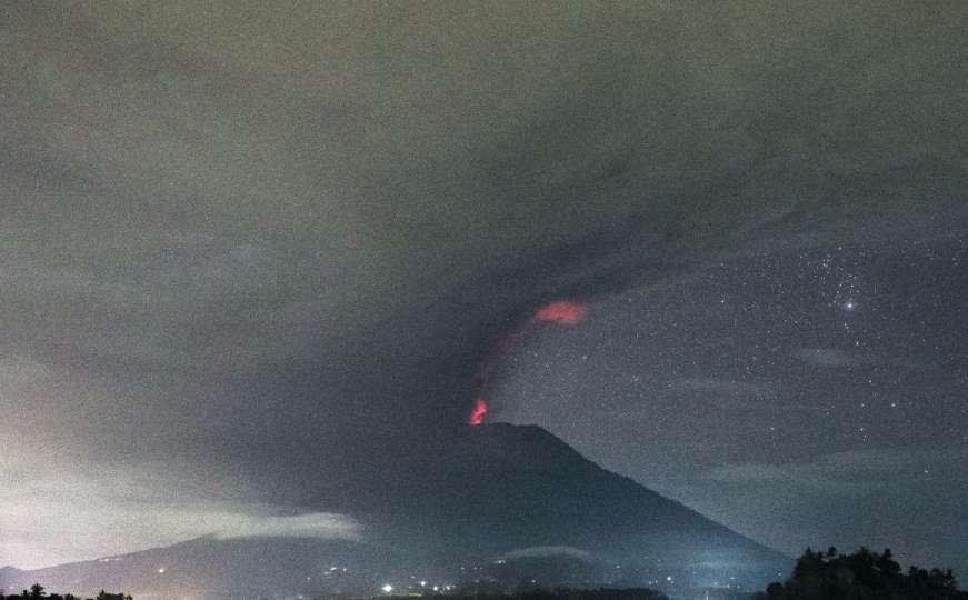 Upozorenje na erupciju vulkana na Baliju podignuto na najviši nivo
